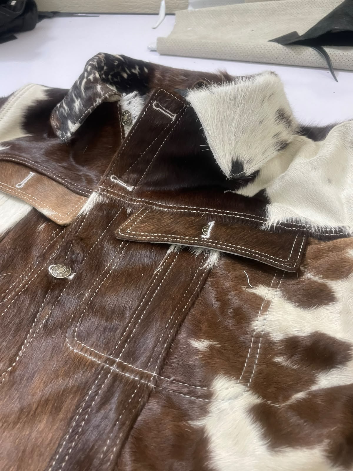 Men's Sheepskin Leather Trucker Jacket – Classic Snap Front Jacket