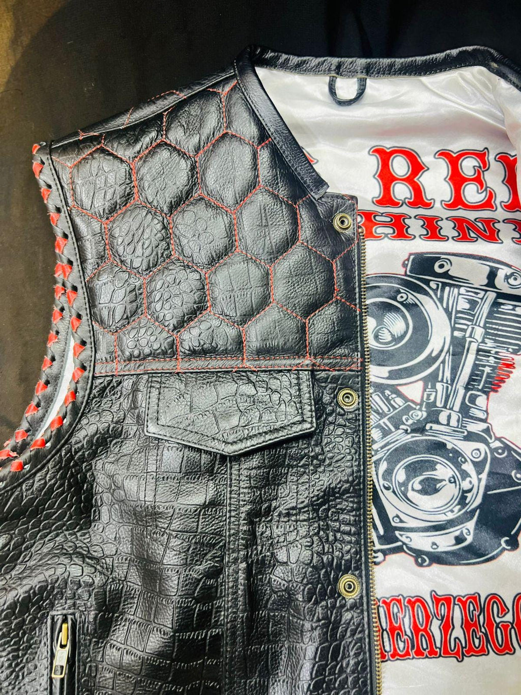 Black Crocodile Texture Leather Vest for Men – Quilted Biker Vest with Red Stitching – Premium Handmade Sleeveless Jacket Streetwear Fashion